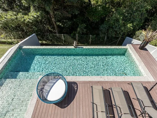 Casa com 708m² 4 quartos e 6 banheiros, à venda, no bairro Alphaville Graciosa em Pinhais