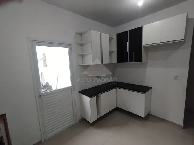 Casa com 176m² 3 quartos e 1 banheiro, à venda, no bairro Jardim Miranda D Aviz em Mauá