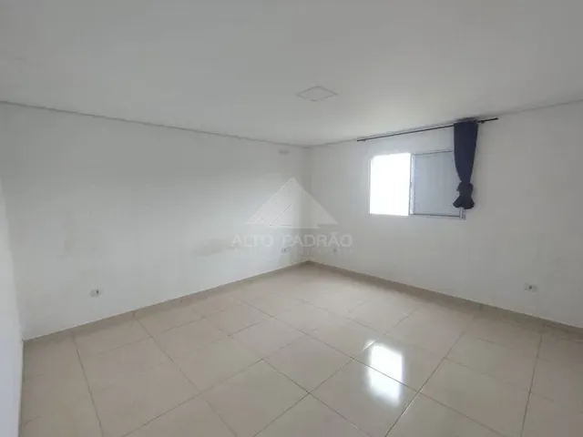 Casa com 176m² 3 quartos e 1 banheiro, à venda, no bairro Jardim Miranda D Aviz em Mauá
