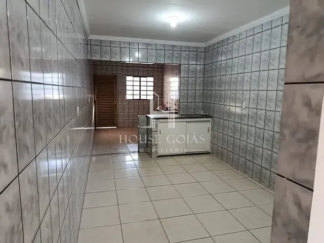 Casa com 210m² 3 quartos e 2 banheiros, à venda, no bairro Cidade Vera Cruz em Aparecida de Goiânia