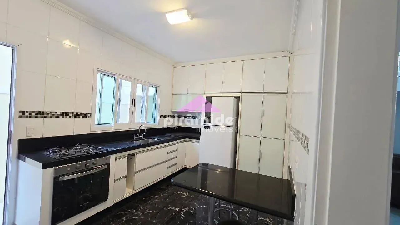 Casa, 4 quartos, 298 m² - Foto 20