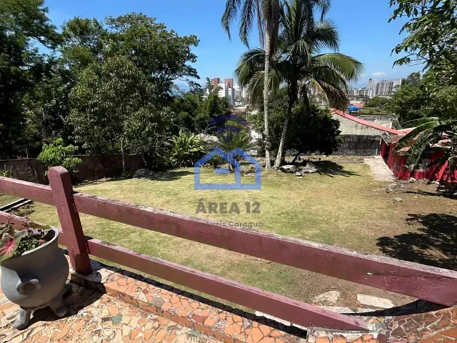 Casa com 1283m² 4 quartos e 2 banheiros, à venda, no bairro Martim de Sá em Caraguatatuba