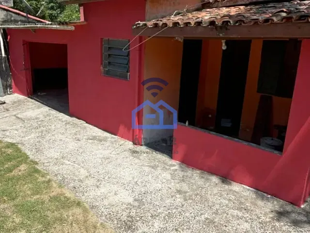 Casa com 1283m² 4 quartos e 2 banheiros, à venda, no bairro Martim de Sá em Caraguatatuba