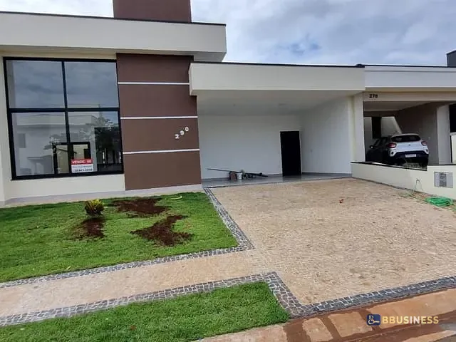 Casa com 300m² 3 quartos e 2 banheiros, à venda, no bairro Parque Brasil 500 em Paulínia