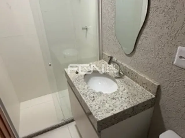Casa com 117m² 3 quartos e 3 banheiros, para alugar, no bairro Ipitanga em Lauro de Freitas