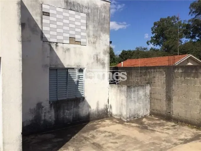 Casa com 500m² 2 quartos e 2 banheiros, à venda, no bairro Presidente Médice em Paulínia