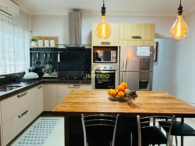 Casa com 160m² 2 quartos e 2 banheiros, à venda, no bairro Jardim Alvorada em Salto