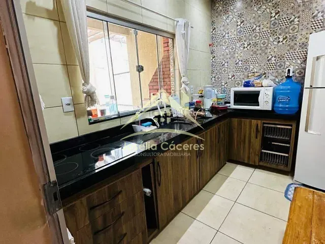 Casa com 290m² 4 quartos e 4 banheiros, à venda, no bairro Centro-Norte em Várzea Grande
