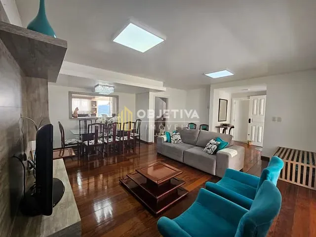 Casa com 303m² 4 quartos e 4 banheiros, à venda, no bairro Guarani em Novo Hamburgo