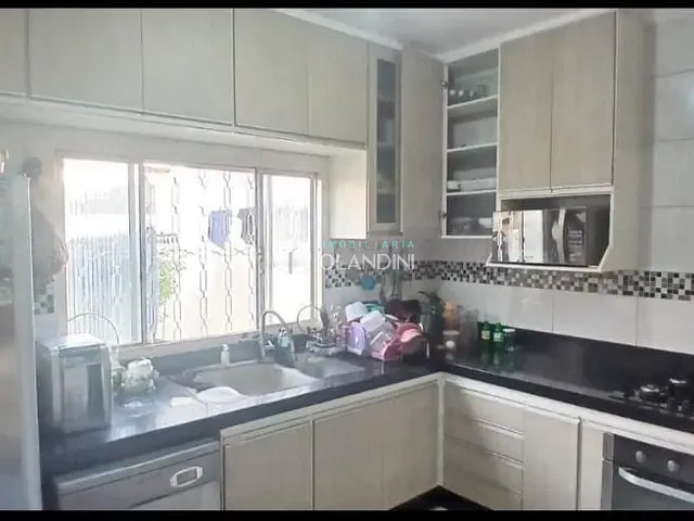 Casa com 300m² 3 quartos e 1 banheiro, à venda, no bairro Parque Residencial Itamaraty em Artur Nogueira