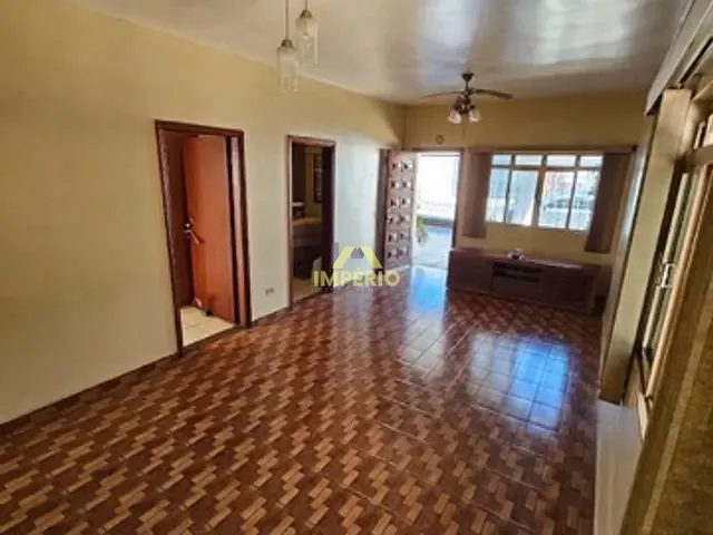 Casa com 191m² 5 quartos e 3 banheiros, à venda, no bairro Centro em Salto