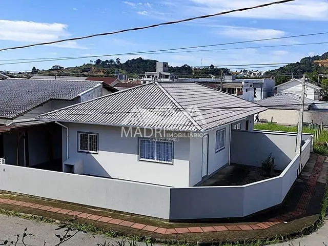 Casa 2 quartos e 1 banheiro, para alugar, no bairro Bela Vista em Palhoça