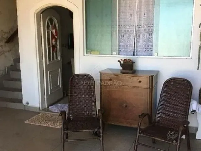 Casa com 300m² 5 quartos e 2 banheiros, à venda, no bairro Jardim Zaira em Mauá