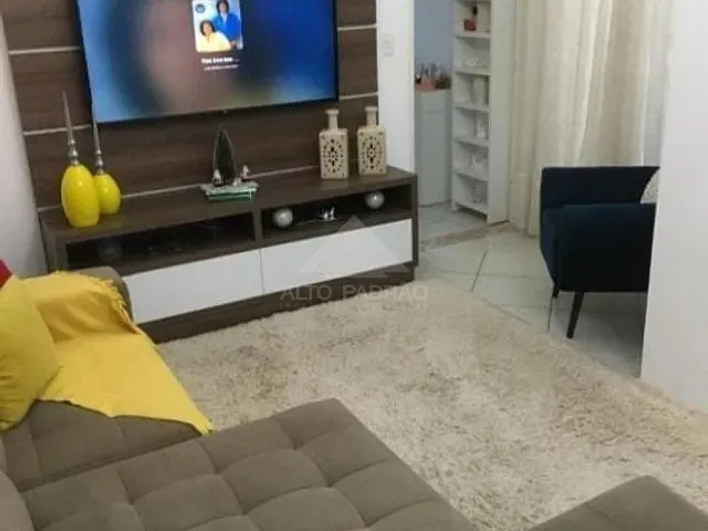 Casa com 300m² 5 quartos e 2 banheiros, à venda, no bairro Jardim Zaira em Mauá