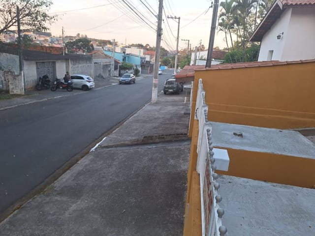 Casa com 330m² 2 quartos e 2 banheiros, à venda, no bairro Vila São Joaquim em Cotia