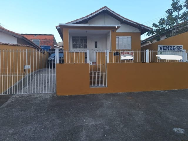 Casa com 330m² 2 quartos e 2 banheiros, à venda, no bairro Vila São Joaquim em Cotia