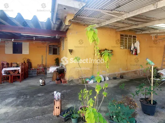 Casa com 250m² 3 quartos e 2 banheiros, à venda, no bairro Parque das Américas em Mauá