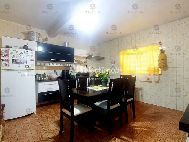 Casa com 250m² 3 quartos e 2 banheiros, à venda, no bairro Parque das Américas em Mauá