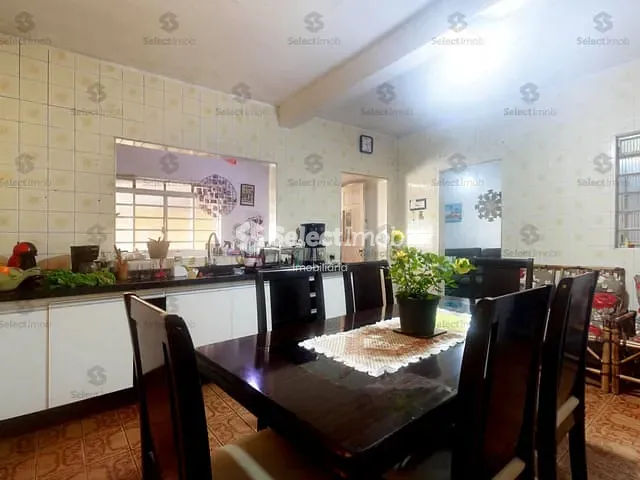 Casa com 250m² 3 quartos e 2 banheiros, à venda, no bairro Parque das Américas em Mauá
