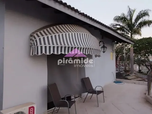 Casa com 350m² 3 quartos e 4 banheiros, à venda, no bairro Jardim Esplanada II em São José Dos Campos
