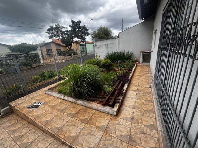Foto do Casa - Casa para locação, 02 quartos, 02 banheiros, 250 m² de terreno, Vagas de garagem, Conjunto Parigot de Souza 1, Londrina, PR | ZBM NEGOCIOS IMOBILIARIOS