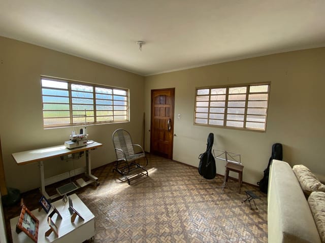 Casa com 736m² 3 quartos e 1 banheiro, para alugar, no bairro Santo André em Poços de Caldas