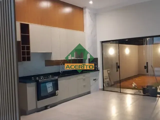 Casa com 200m² 3 quartos e 4 banheiros, à venda, no bairro Aeroporto em Araçatuba