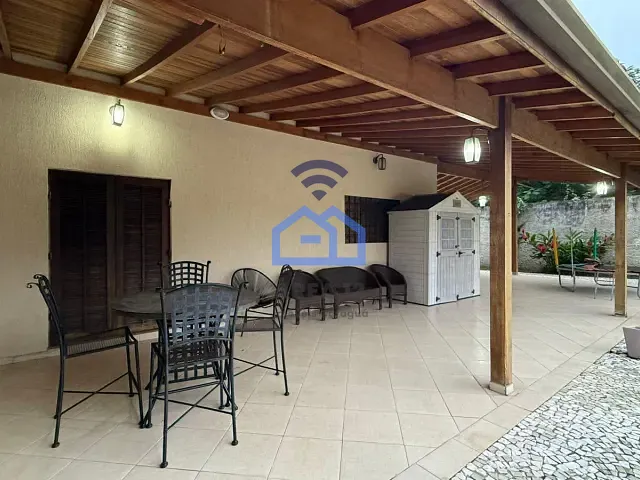 Casa com 966m² 4 quartos e 4 banheiros, à venda, no bairro Jardim Porto Novo em Caraguatatuba