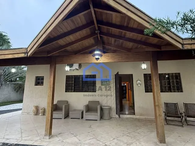 Casa com 966m² 4 quartos e 4 banheiros, à venda, no bairro Jardim Porto Novo em Caraguatatuba