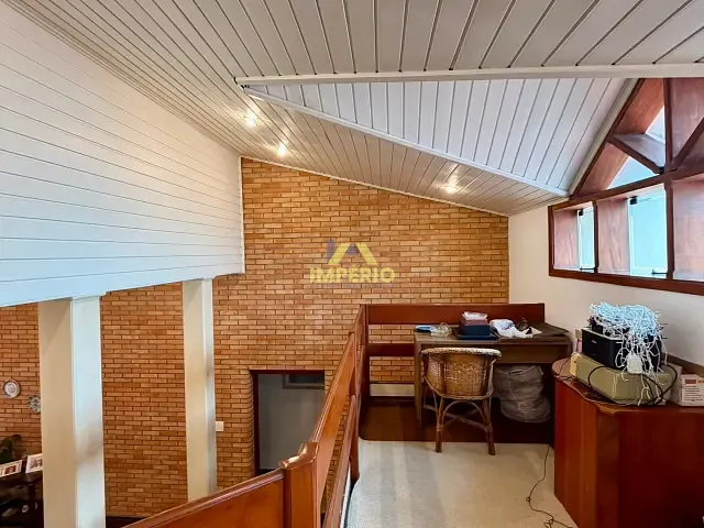 Casa com 1029m² 3 quartos e 3 banheiros, à venda, no bairro Condomínio Fechado Village Haras São Luiz em Salto