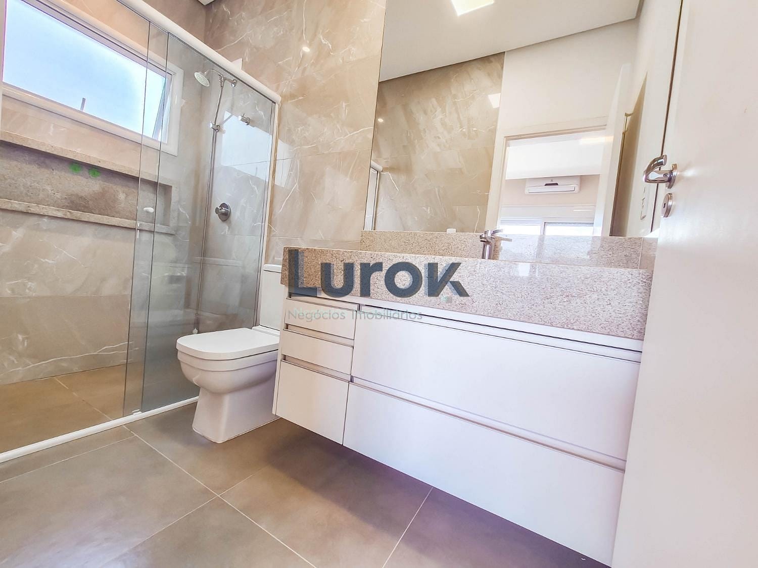 Casa, 3 quartos, 200 m² - Foto 11