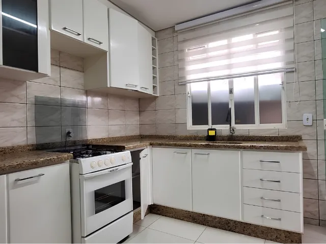 Casa 3 quartos e 1 banheiro, para alugar, no bairro Parque Residencial Ana Rosa em Cambé