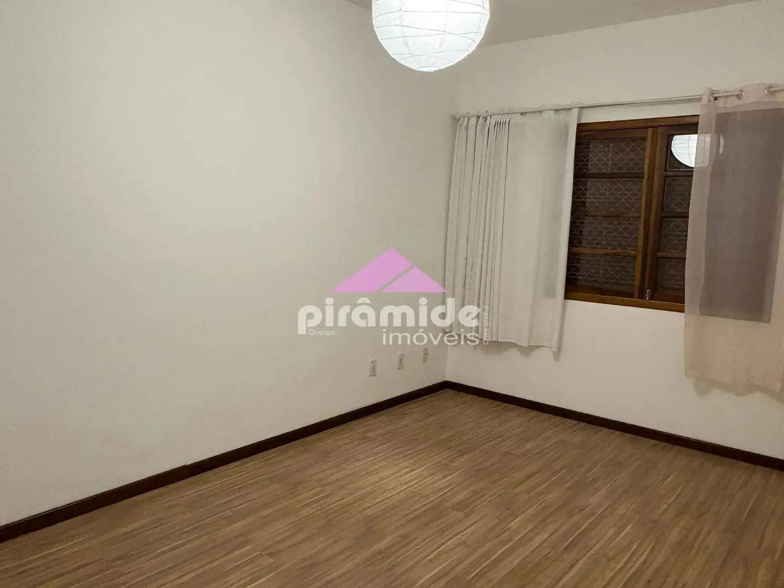 Casa, 3 quartos, 220 m² - Foto 4