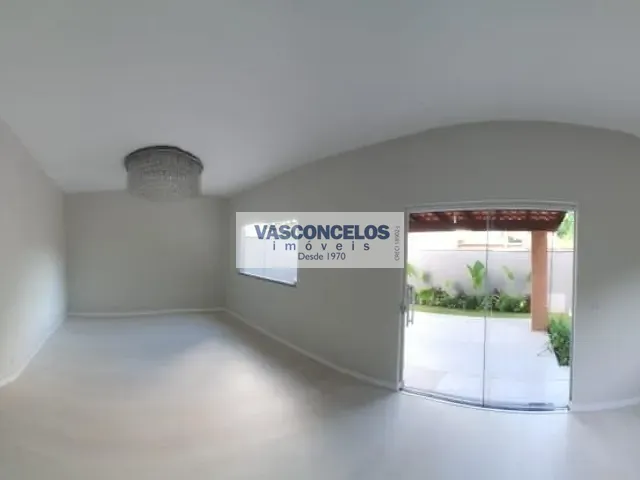Casa com 250m² 3 quartos e 3 banheiros, à venda, no bairro Urbanova em São José dos Campos