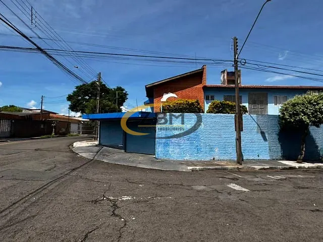 Casa com 245m² 3 quartos e 2 banheiros, para alugar, no bairro Espanha em Londrina