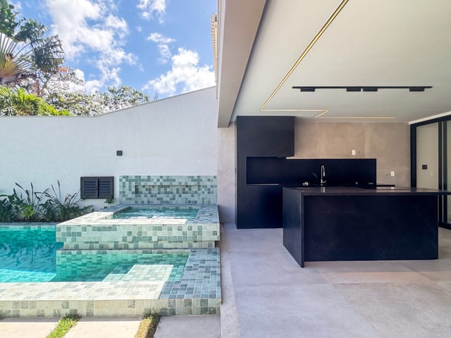 Casa 4 quartos e 6 banheiros, à venda, no bairro Recreio dos Bandeirantes em Rio de Janeiro