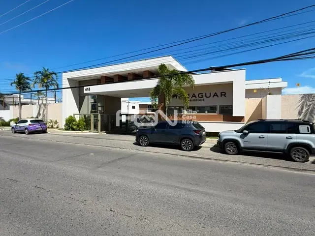 Casa 4 quartos e 3 banheiros, à venda, no bairro Buraquinho em Lauro de Freitas