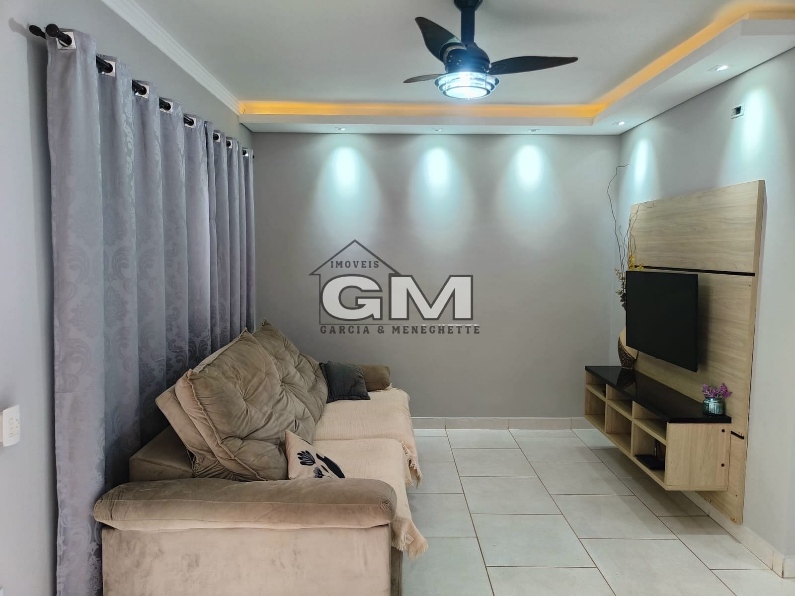 Casa, 3 quartos, 250 m² - Foto 2