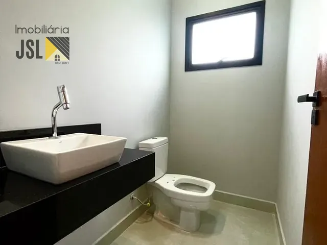 Casa com 250m² 3 quartos e 2 banheiros, à venda, no bairro Residencial Alta Vista 1 em Caçapava