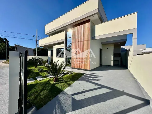 Casa 2 quartos e 2 banheiros, à venda, no bairro Forquilhas em São José