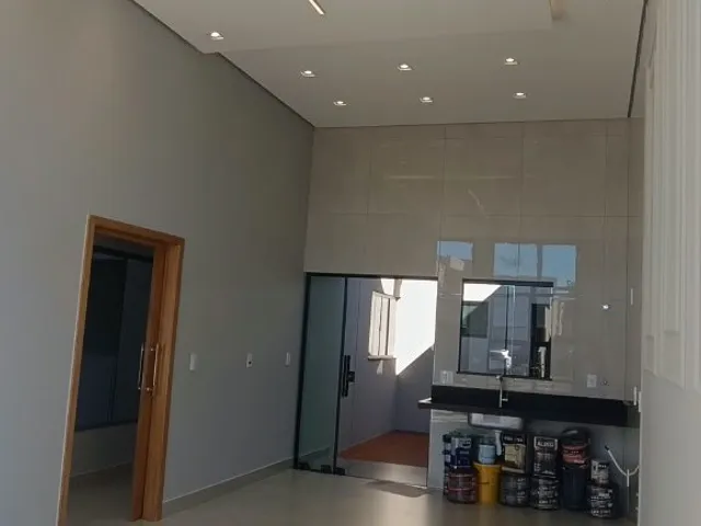 Casa com 1500m² 3 quartos e 2 banheiros, à venda, no bairro Loteamento Morada das Flores em Cambé