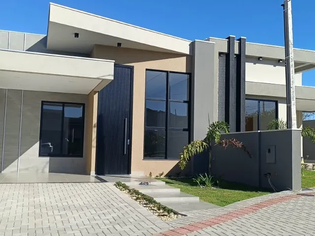 Casa com 1500m² 3 quartos e 2 banheiros, à venda, no bairro Loteamento Morada das Flores em Cambé