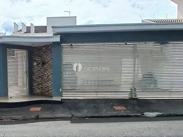 Casa com 319m² 3 quartos e 2 banheiros, à venda, no bairro Jardim Rezek IV em Artur Nogueira