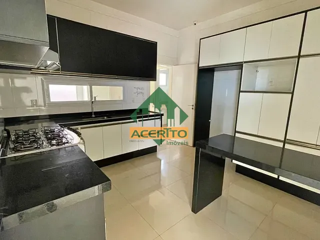 Casa com 448m² 3 quartos e 5 banheiros, para alugar, no bairro Condomínio Residencial Delta Norte em Araçatuba
