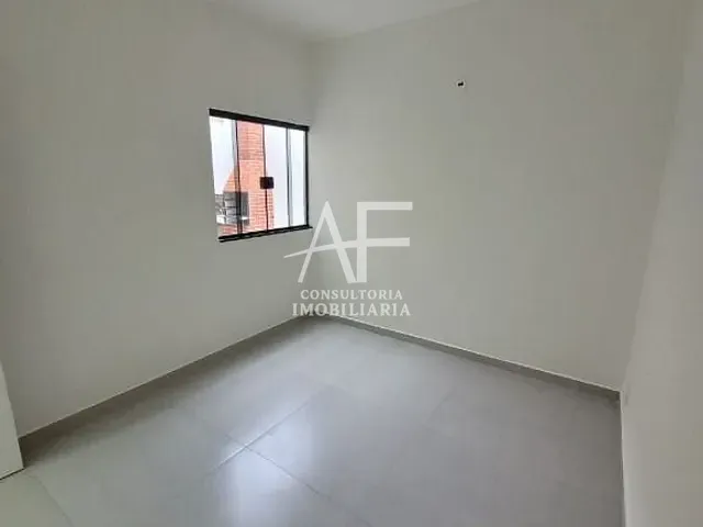 Casa com 150m² 3 quartos e 2 banheiros, à venda, no bairro Piracangaguá em Taubaté