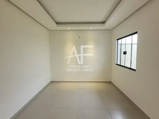 Casa com 150m² 3 quartos e 2 banheiros, à venda, no bairro Piracangaguá em Taubaté