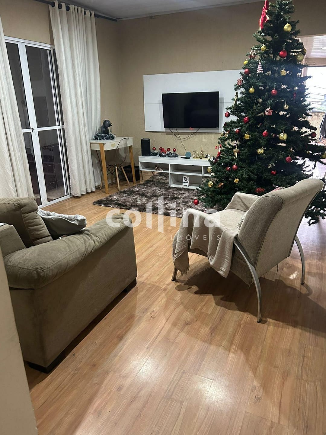 Casa, 6 quartos, 10 m² - Foto 1