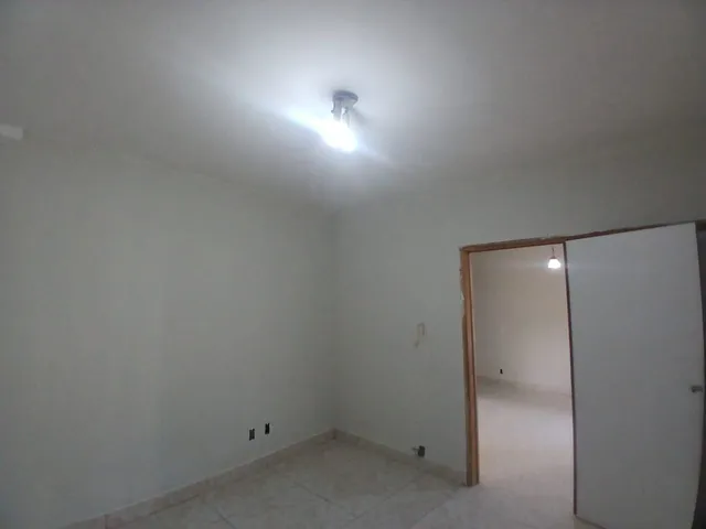 Casa com 340m² 3 quartos e 2 banheiros, à venda, no bairro Jardim Santa Rosa em Campinas