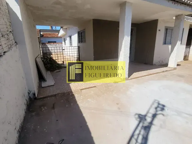 Casa com 80m² 2 quartos e 1 banheiro, para alugar, no bairro Jardim Alto Alegre em São José do Rio Preto
