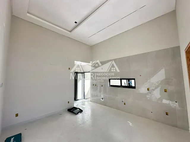 Casa 2 quartos e 2 banheiros, à venda, no bairro Forquilhas em São José